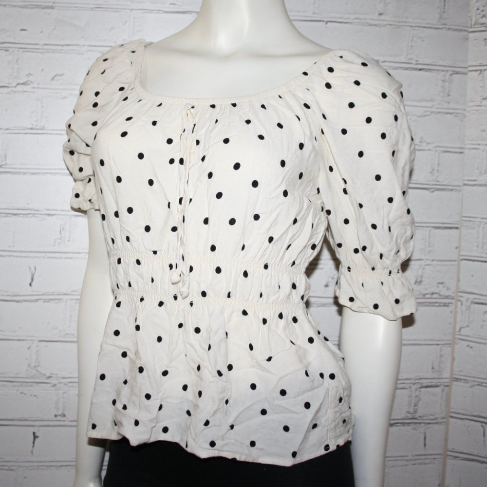 ⚪️⚫️ No Boundaries · Polka Dot Blouse · Size Small